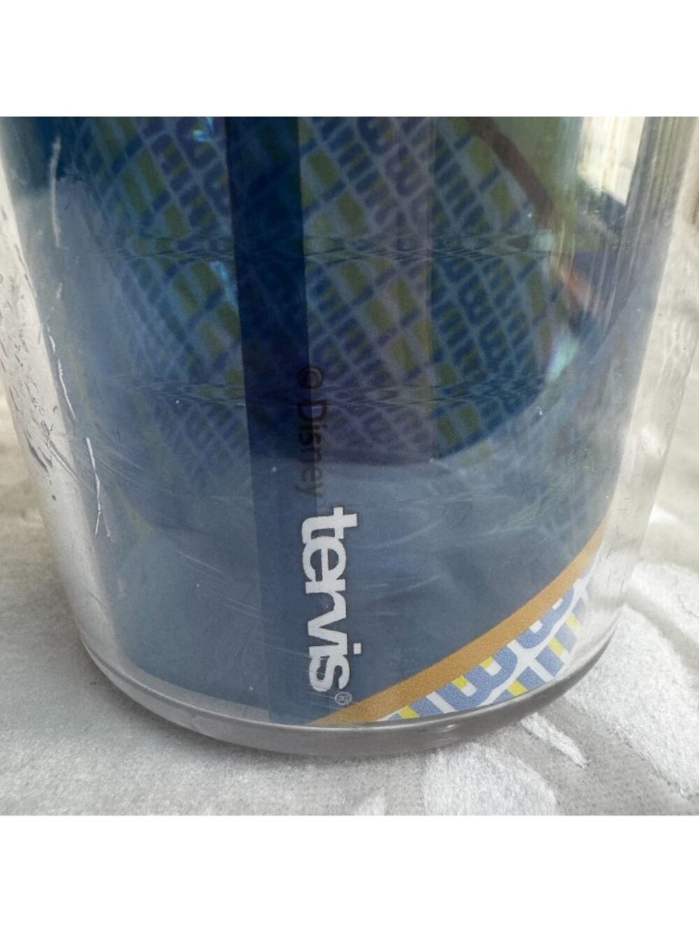 Tervis Disney - Belle Silhouette Insulated Tumbler Wrap and Yellow Lid, 24oz - Picture 2 of 7